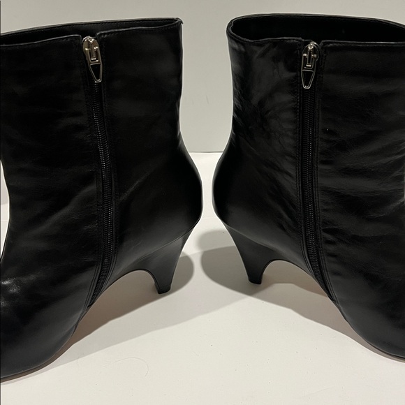 Dolce Vita Boots - Picture 2 of 11